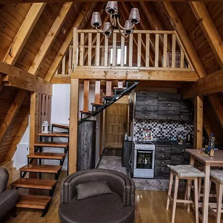 Zlatarska Idila Chalé *