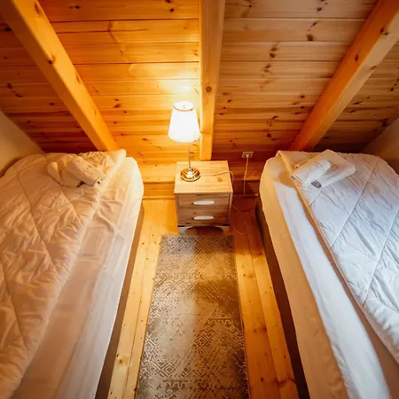 Zlatarska Idila Alpesi faház *