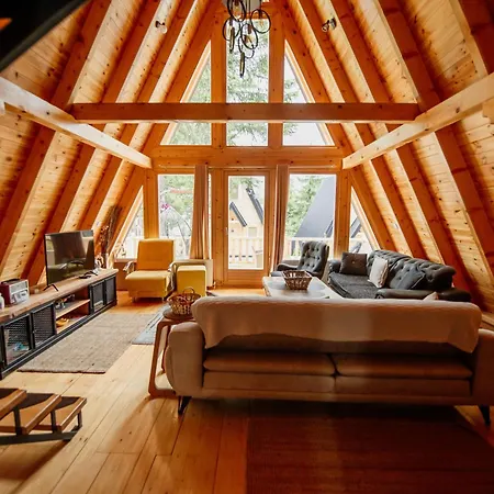 Zlatarska Idila Chalé *