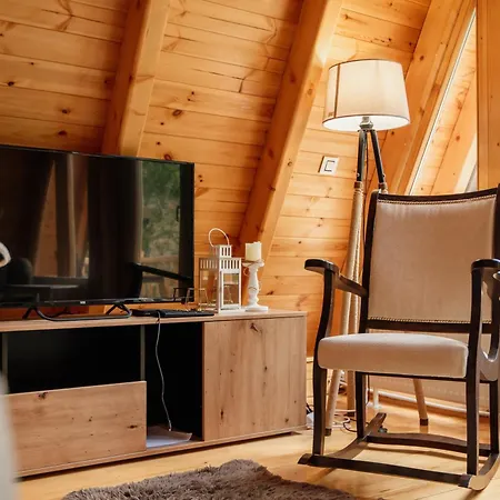 Zlatarska Idila Chalé *